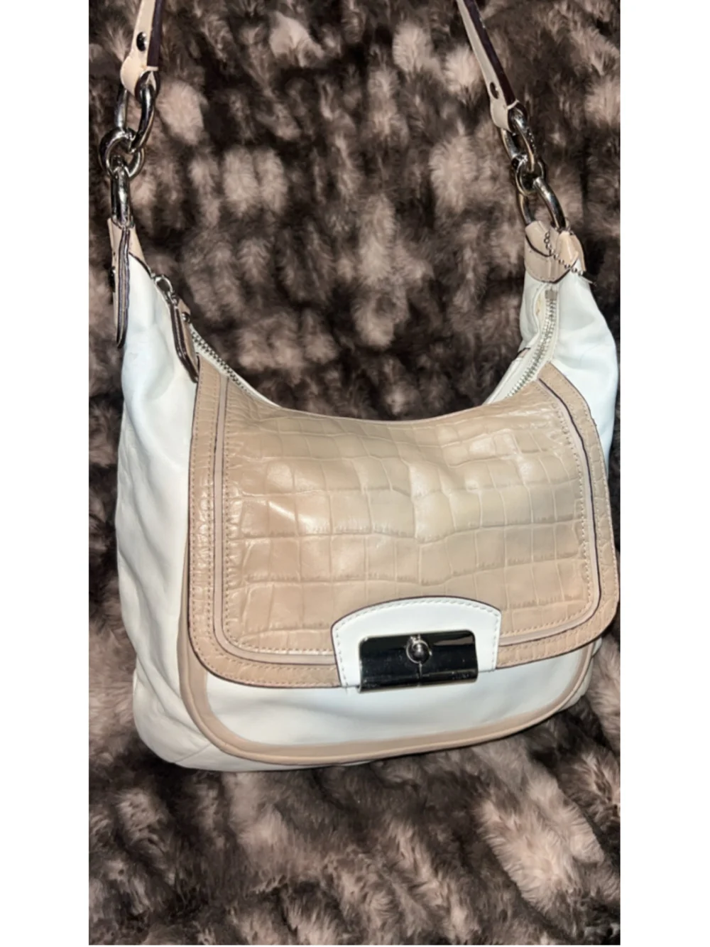 Women's Coach Hobo Bag One Size White and Beige Leather